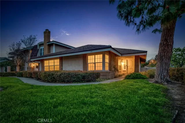 MLS: OC23042202 Condo For Sale