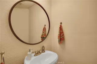 Photo #6: OC23042203 Listing 