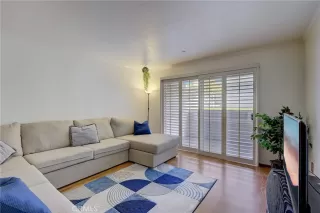 Photo #3: OC23042243 Listing 