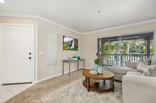 Photo #3: OC23042289 Listing 