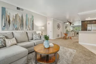 Photo #4: OC23042289 Listing 