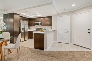 Photo #5: OC23042289 Listing 