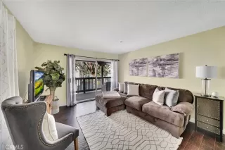 Photo #2: OC23042332 Listing 