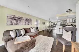 Photo #4: OC23042332 Listing 