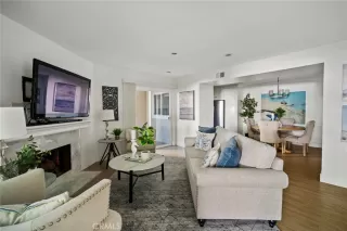 Photo #5: OC23042363 Listing 