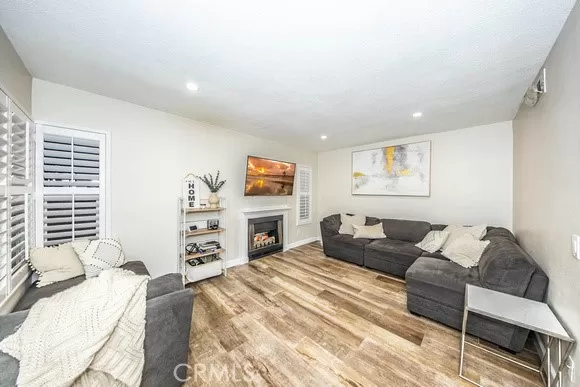 MLS: OC23042714 Condo For Sale