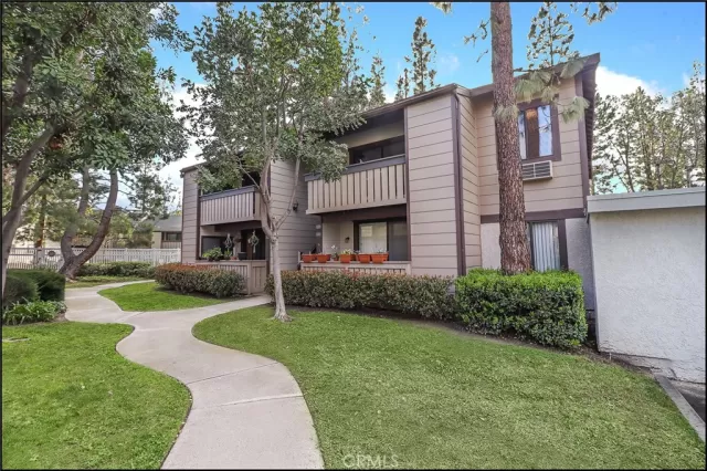 MLS: OC23042773 Condo For Sale