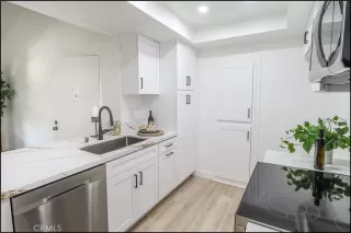 Photo #3: OC23042773 Listing 