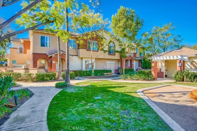 MLS: OC23043010 Condo For Sale