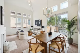 Photo #3: OC23043183 Listing 