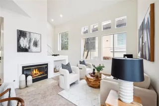 Photo #5: OC23043183 Listing 