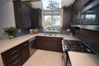 Photo #2: OC23043560 Listing