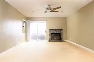 Photo #4: OC23043796 Listing