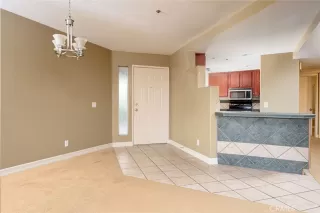 Photo #6: OC23043796 Listing