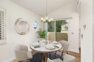 Photo #2: OC23044055 Listing