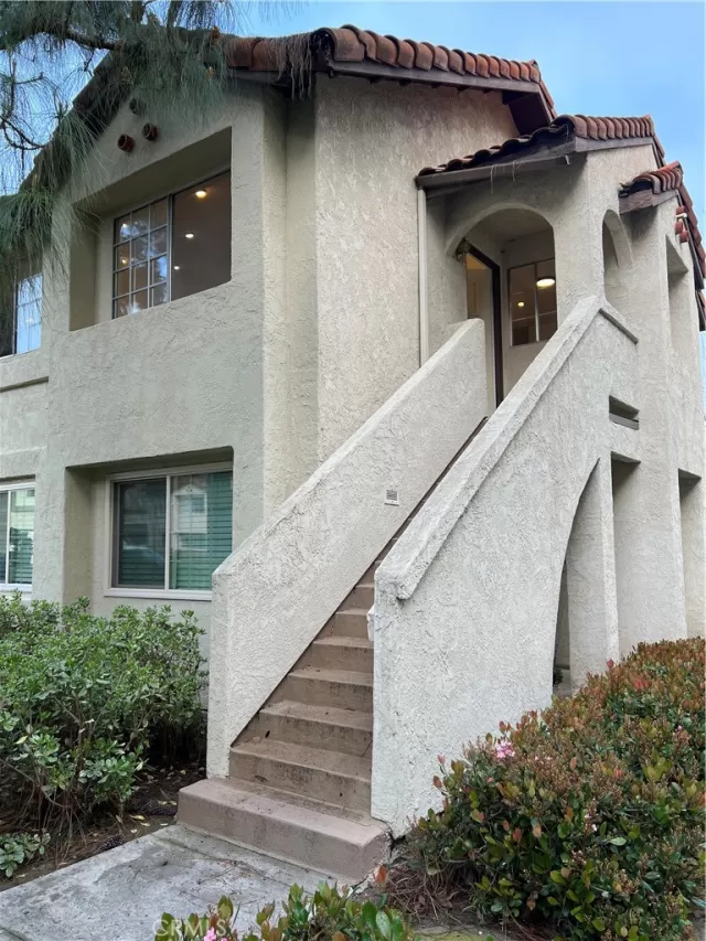 MLS: OC23044153 Condo For Sale
