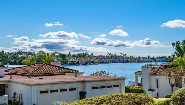 MLS: OC23044246 Condo For Sale