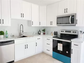 Photo #5: OC23044312 Listing 