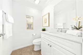 Photo #6: OC23044340 Listing