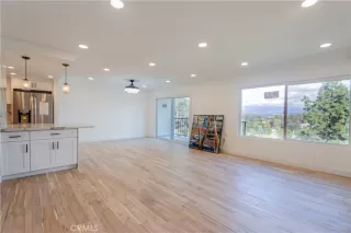 Photo #5: OC23044427 Listing