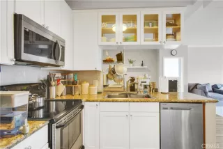 Photo #2: OC23044759 Listing 