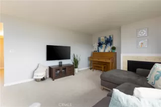 Photo #2: OC23044783 Listing 