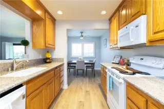 Photo #3: OC23044783 Listing 