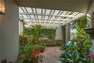 Photo #3: OC23045110 Listing 