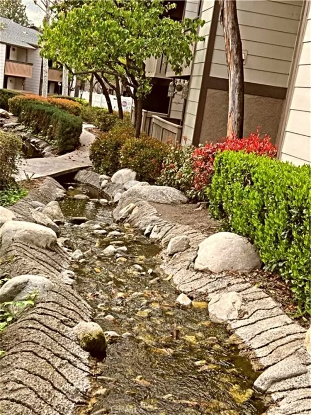 MLS: OC23045166 Condo For Sale