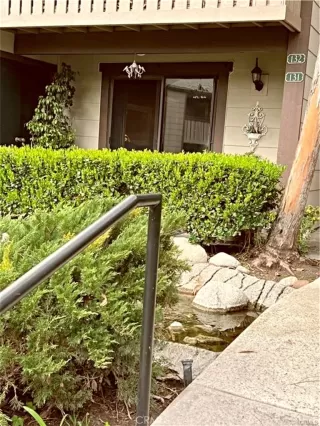 Photo #2: OC23045166 Listing 