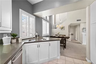 Photo #5: OC23045430 Listing 