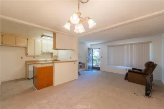 Photo #4: OC23045677 Listing