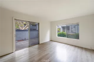 Photo #5: OC23045700 Listing 