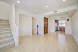 Photo #2: OC23045867 Listing 