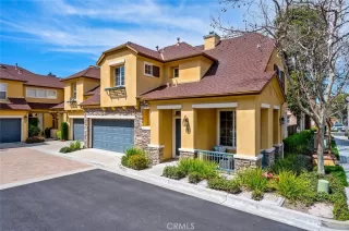 Photo #1: OC23046130 Listing