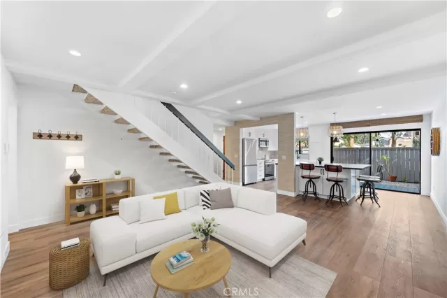 MLS: OC23046446 Condo For Sale