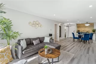 Photo #5: OC23046531 Listing 