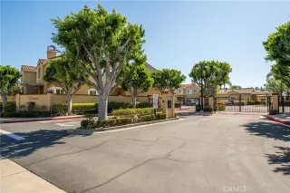 Photo #1: OC23046590 Listing 