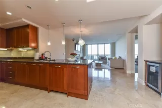 Photo #1: OC23047172 Listing 