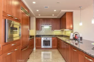 Photo #3: OC23047172 Listing 