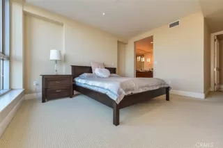 Photo #5: OC23047172 Listing 