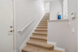 Photo #3: OC23047222 Listing