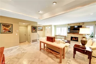 Photo #1: OC23047287 Listing 