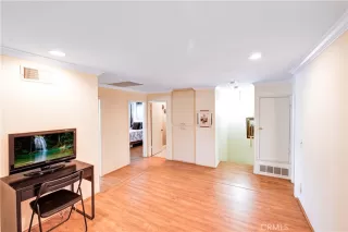 Photo #5: OC23047287 Listing 