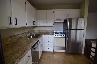 Photo #4: OC23047385 Listing 