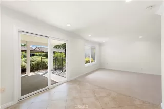 Photo #4: OC23047399 Listing