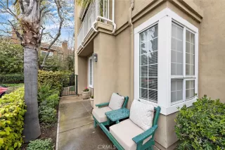 Photo #2: OC23048372 Listing