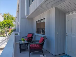 Photo #3: OC23048550 Listing 