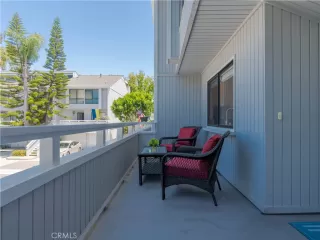 Photo #4: OC23048550 Listing 