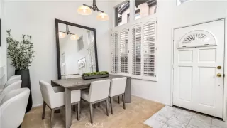 Photo #4: OC23048711 Listing 